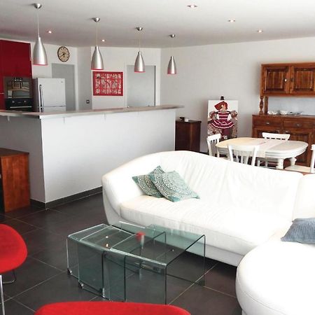 Awesome Apartment In Sauvian With Wifi Bagian luar foto